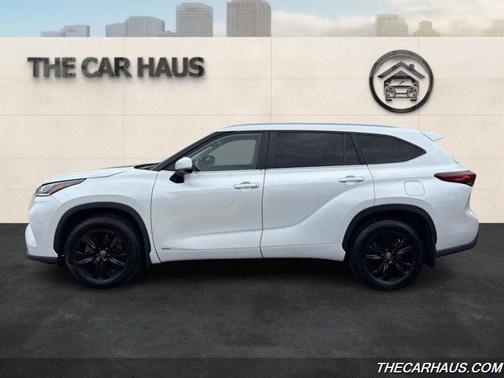 2023 Toyota Highlander Hybrid XLE