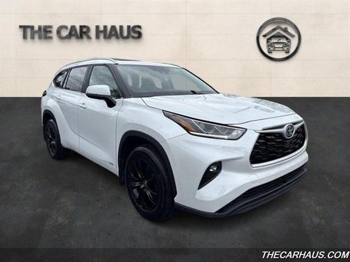 2023 Toyota Highlander Hybrid XLE