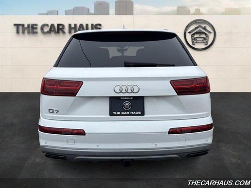 2019 Audi Q7 55 Premium Plus