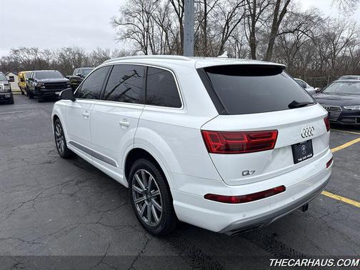 2019 Audi Q7 55 Premium Plus