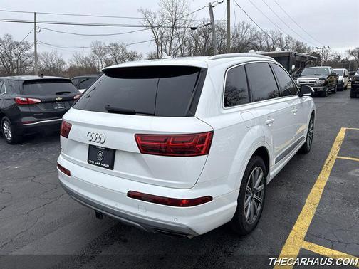 2019 Audi Q7 55 Premium Plus