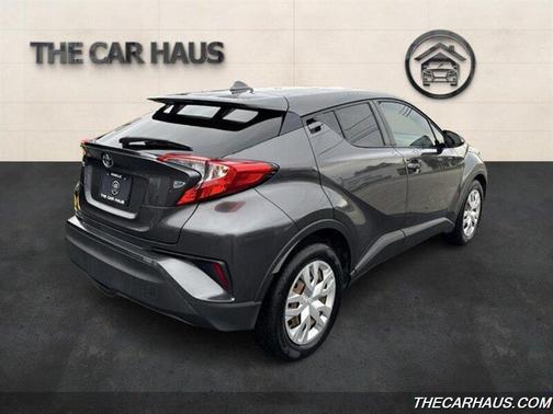 2021 Toyota C-HR LE