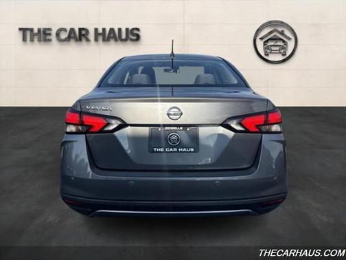 2021 Nissan Versa 1.6 S