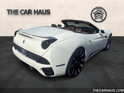 2012 Ferrari California Base