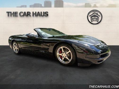 2004 Chevrolet Corvette Base