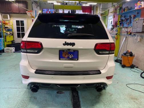 2016 Jeep Grand Cherokee SRT
