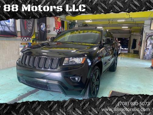 Brilliant Black Crystal Pearlcoat 2014 Jeep Grand Cherokee Altitude