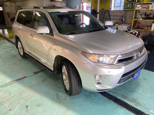 2011 Toyota Highlander Hybrid Limited