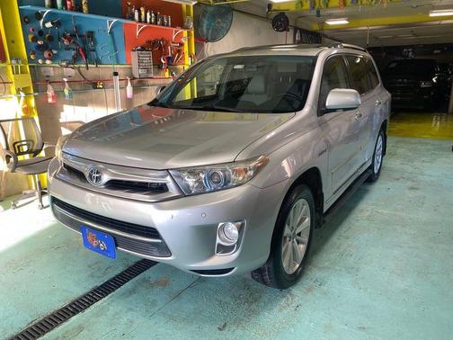 2011 Toyota Highlander Hybrid Limited