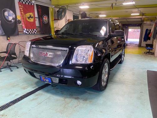 2007 GMC Yukon Denali
