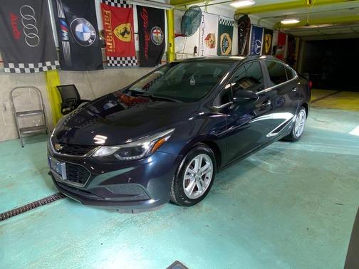 2016 Chevrolet Cruze LT Auto