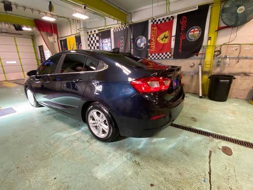 2016 Chevrolet Cruze LT Auto