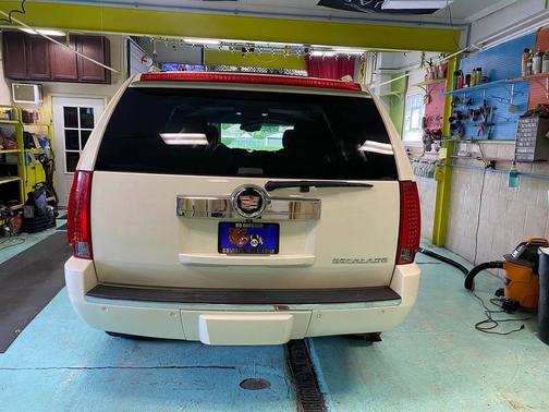 2014 Cadillac Escalade Luxury