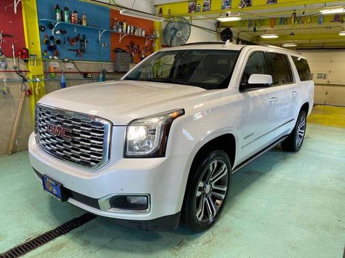 2020 GMC Yukon XL Denali
