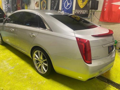 2013 Cadillac XTS Premium