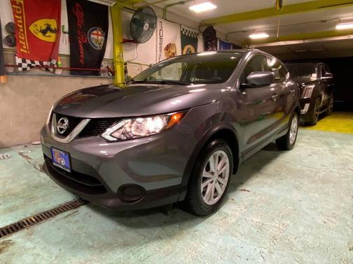 2017 Nissan Rogue Sport S