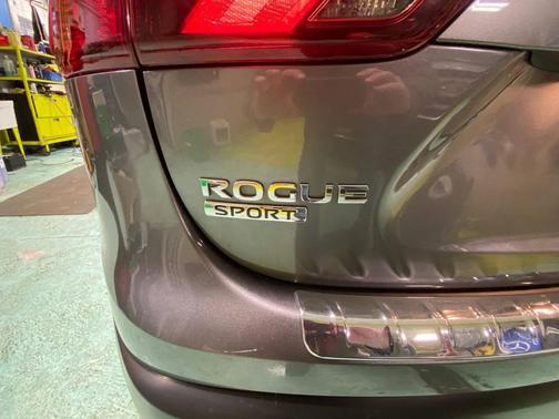 2017 Nissan Rogue Sport S