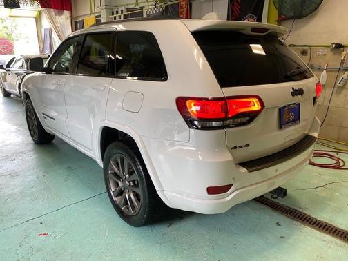 Bright White Clearcoat 2016 Jeep Grand Cherokee Limited