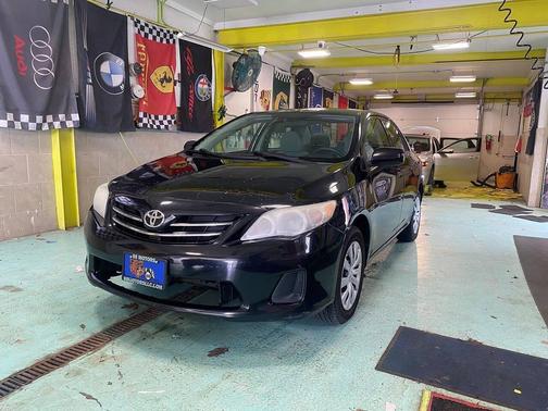 Black Sand Pearl 2013 Toyota Corolla LE