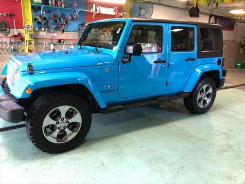 2017 Jeep Wrangler Unlimited Sahara