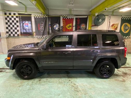 2016 Jeep Patriot Sport