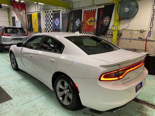 2015 Dodge Charger SXT