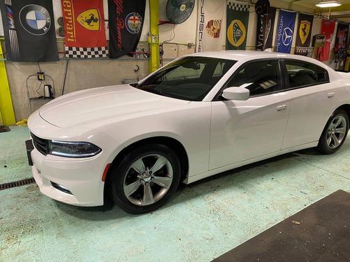 2015 Dodge Charger SXT