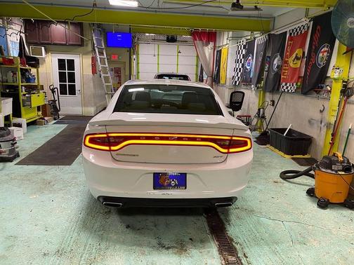 2015 Dodge Charger SXT