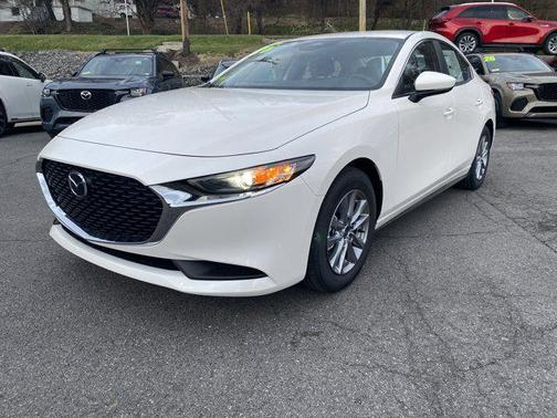 SNOWFLAKE WHITE PEARL 2026 Mazda Mazda3 FWD