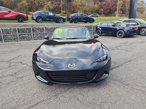 2025 Mazda MX-5 Miata Grand Touring