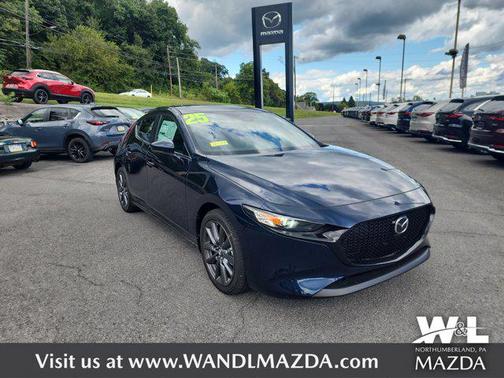 2025 Mazda Mazda3 FWD w/Preferred Package