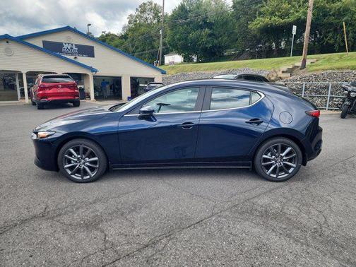 2025 Mazda Mazda3 FWD w/Preferred Package