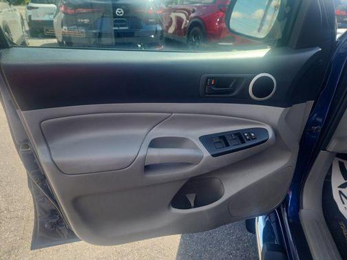 2014 Toyota Tacoma Base
