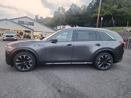 2024 Mazda CX-90 PHEV Premium Plus