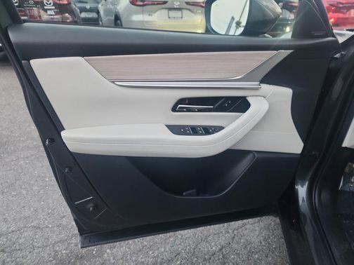 2024 Mazda CX-90 PHEV Premium Plus