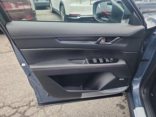 2025 Mazda CX-5 Carbon Edition