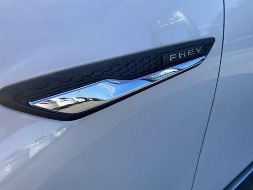 2024 Mazda CX-90 PHEV Premium Plus