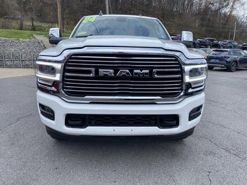 2024 RAM 2500 Laramie Crew Cab 4x4 6'4' Box
