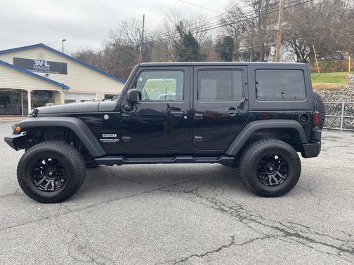 2017 Jeep Wrangler Unlimited Sport