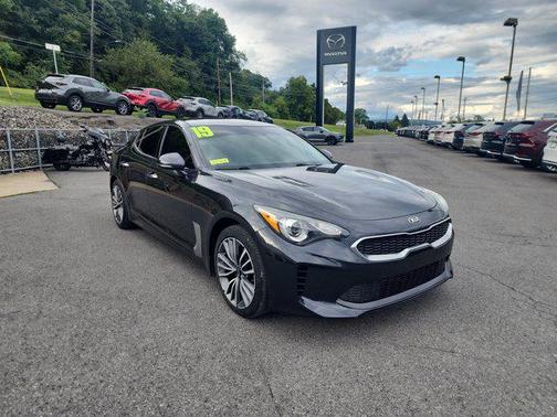 2019 Kia Stinger Base
