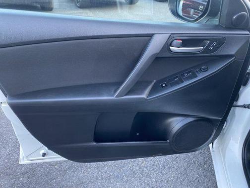 2013 Mazda Mazda3 i Touring