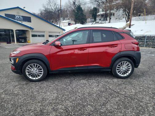 2021 Hyundai KONA SEL Plus