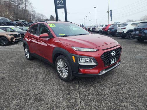 2021 Hyundai KONA SEL Plus