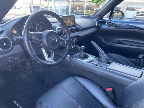 2017 Mazda MX-5 Miata RF Grand Touring