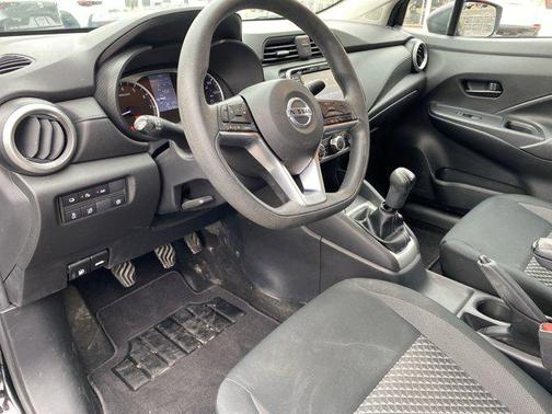 2020 Nissan Versa 1.6 S