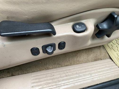 1999 Ford Explorer Limited