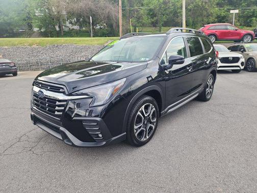 Crystal Black Silica 2023 Subaru Ascent Limited 7-Passenger