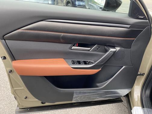 Zircon Sand Metallic 2026 Mazda CX-50 2.5 Turbo Meridian Edition