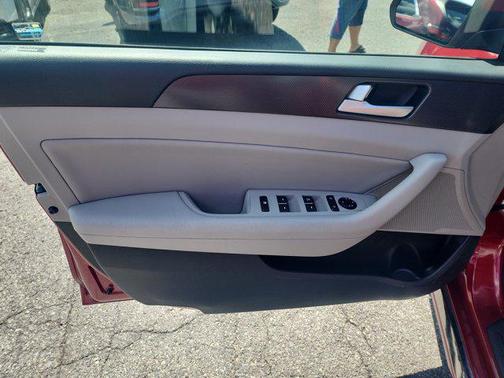 2015 Hyundai SONATA Sport