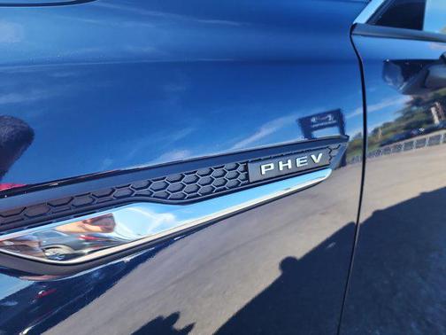 2024 Mazda CX-90 PHEV Premium